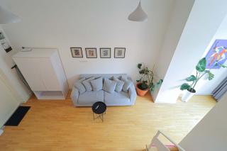 Stylish Apartment on Rustaveli Avenue - 9
