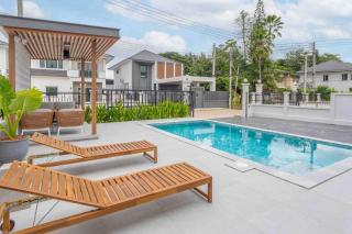 Stylish 3BR minimal pool villa, Chiang Mai - 2