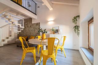 L'appartamento giallo zafferano - 0
