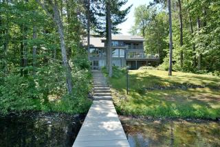 Amazing Wooden Villa with Barbecue and Fireplace in Cable, Wisconsin - 3