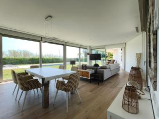 Luxury Beachfront Villa with Pool - 3