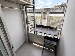 Easy Access Studio Near BTS - 1