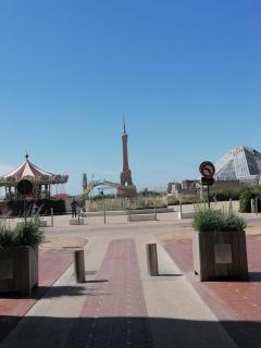 38m with terrace close to the beach - 4
