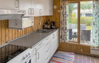 2 Bedroom Cozy Home In Store Fuglede - 5