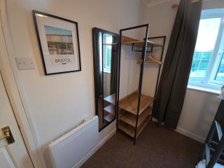 Tiffany Court by Cliftonvalley Apartments with Free Parking - 3