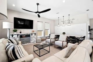 Group Beach House with Pool in South Padre Island, Texas - 9