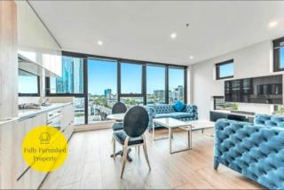 Spacious 2BR Apartment Near Crown & CBD - 0