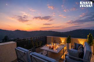 StayVista at Banyan Abode - Seetla with Bathtub & Bar - 0