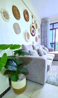 The African Artisan 3BR Apartment - 8