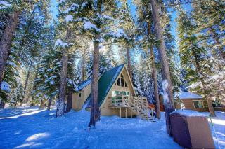 Cozy A-Frame with Barbecue in Tahoe, California - 0