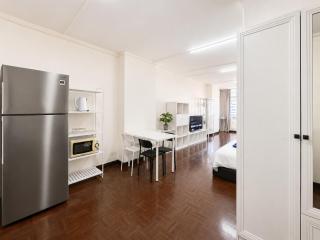 Central 1BR 50sqm Walk to BTS City Center - 6