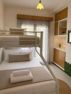 Stavros Green & Sea Holiday Home - 4