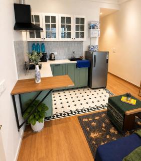 Vibrant 1BHK, Golf Course Rd - Balcony, 24x7 Power - 3