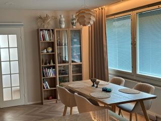 Short stay in the city center with free parking - 0