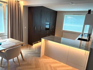 Short stay in the city center with free parking - 4