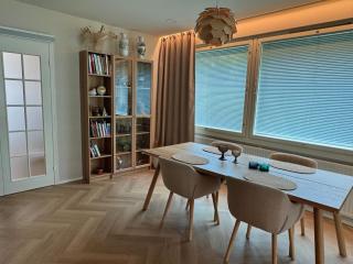 Short stay in the city center with free parking - 2