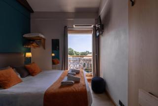 Logis hotels Les Glycines - 9