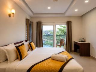 K Grandeur Hotels - 9