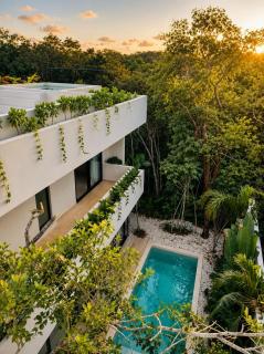 Villa Lumila Rooftop Sunset & Jungle Views - 2