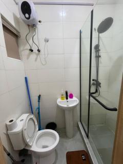 Tiny Studio Apartment with Pool and gym - 9
