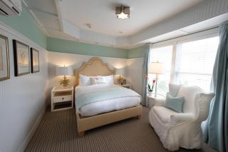 The Tides Beach Club - 6