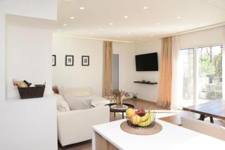 Astric Seaview Penthouse - 2