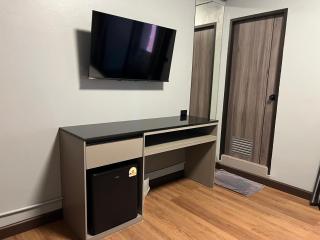 Apartment near Khlong Bang Luang - 3