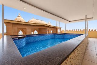 FabHotel Prime Vanshil Heritage - 4