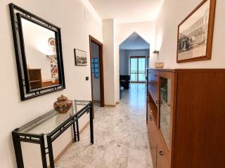 Spacious apartment 6 minutes from the sea - 3