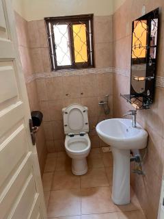 Carizma Hotel And Restaurant - 4