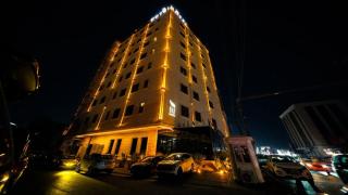 BAZ Hotel University District - 7