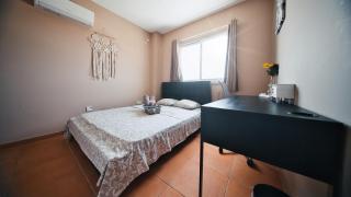 2BR Beachside Escape, Short 7-Min Walk to Shore - 4