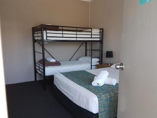 Gateshead Tavern & Motel - Charlestown - 2