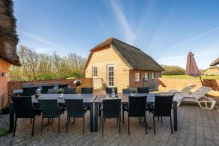 Large Holiday Home With Pool, Hot Tub And Activity Room In Husby - 9