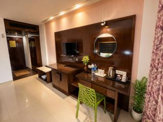 Golden Palace Puri - Private Flagship Beach - Swimming Pool - Sea View Rooms - Restaurant - Luxurious Stay - Puri - 6