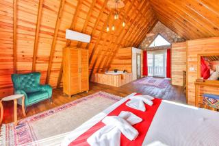 Serene Bungalow Retreat with Private Pool in Ka, Trkiye - 2