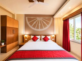 Hotel Wild Berrys Suites - Puri Premium Hotel with Swimming Pool - Complimentary Breakfast -Spacious Executive Rooms - 6