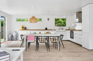 Nordic Beach Retreat Near Dronningmolle Beach - 5