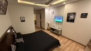 Appartment in bahria phase 4 , Block D - 8