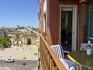 ELECTASTAYS - Italia 6 Apartment - 0