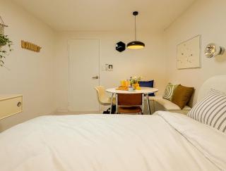 1-minute Mangwon Station,Hongik Univ Station, accommodation for 5, Mangwon Market, family-friendly - 4