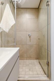Ellipse Waterfall near Mall Of Africa & Netcare Hospital with Spa, Pool and Gym - 6