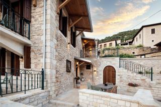 Valaes Guest House - 0