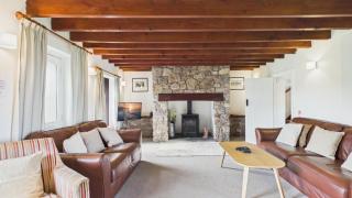 Stormy Castle - 6 Bedroom Sleeps 14 - Llangennith - 1