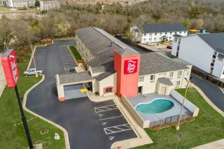 Red Roof Inn Branson - 8