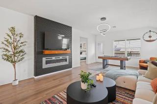 4 BR Modern Oasis 5 Beds Games Comfort - 9
