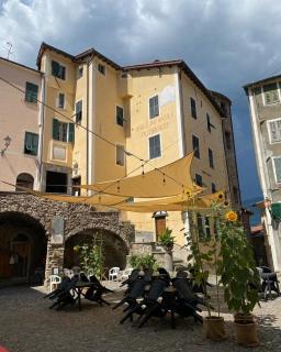 Castel Vittorio i Italia - 5