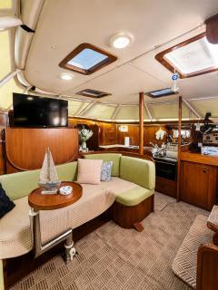 BeautyL Boutique Sailboat Back to Analog Living - 7