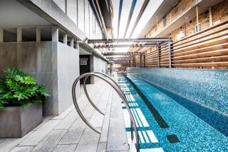 LaneStay - Spacious Living 2BR Pool Gym Parking - 7
