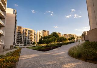 Premium 2BR with Park views ZED West - 2